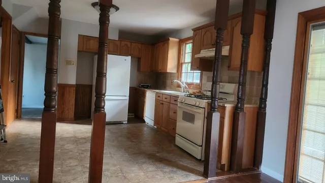 $2,850 | 6 Cedar Creek Drive, Clementon, NJ 08021