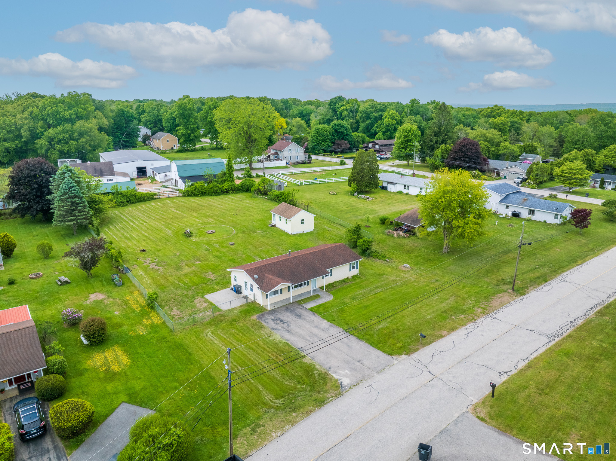 9 Rex Road Lisbon, CT 06351 - Photo 4 of 19