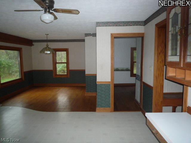 272 Hatch Road Wadsworth, OH 44281 - Photo 3 of 16