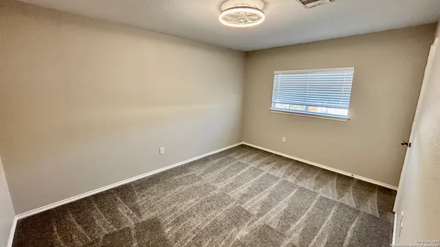 $1,550 | 8871 Staghorn Mill, Converse, TX 78109