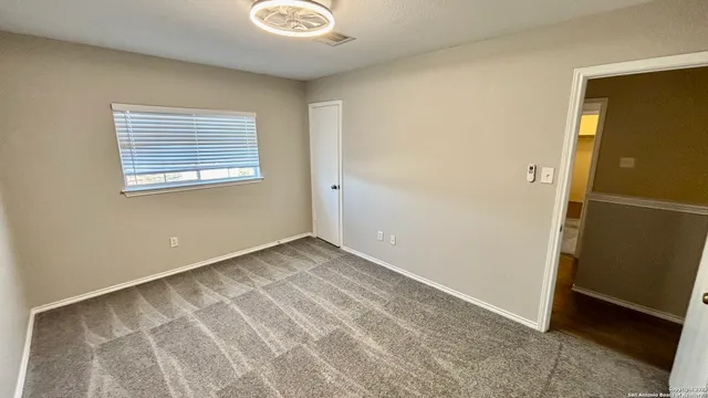 $1,550 | 8871 Staghorn Mill, Converse, TX 78109