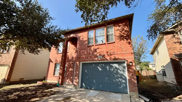 $1,550 | 8871 Staghorn Mill, Converse, TX 78109