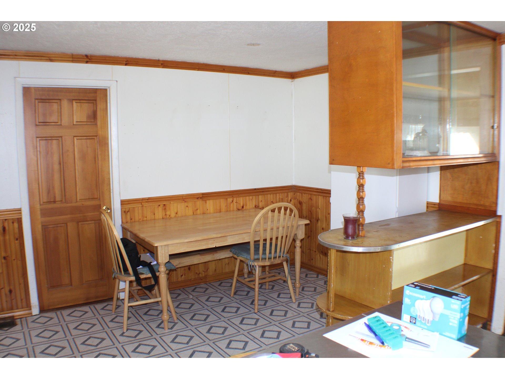 2935 Reuben Road Glendale, OR 97442 - Photo 11 of 31 Gallery Image 11