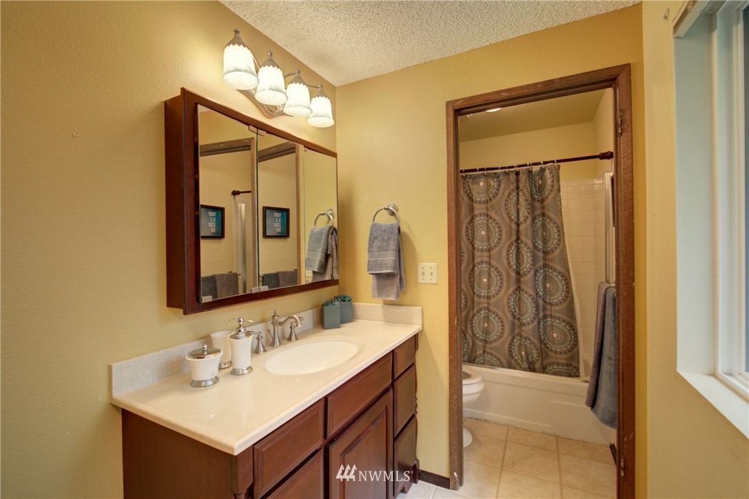 15854 132nd Place Southeast Renton, WA 98058 - Photo 31 of 35 Gallery Image 31