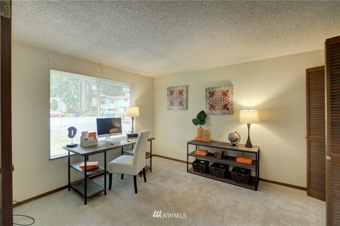 15854 132nd Place Southeast Renton, WA 98058 - Photo 6 of 35 Gallery Image 6