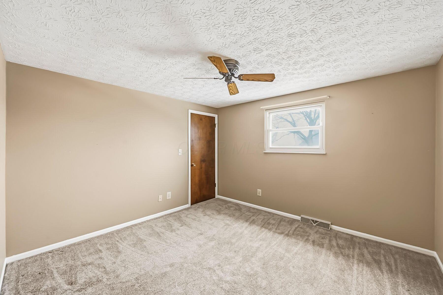 65 Yorkshire Road Delaware, OH 43015 - Photo 27 of 42 34-web-or-mls-65 Yorkshire Rd-134