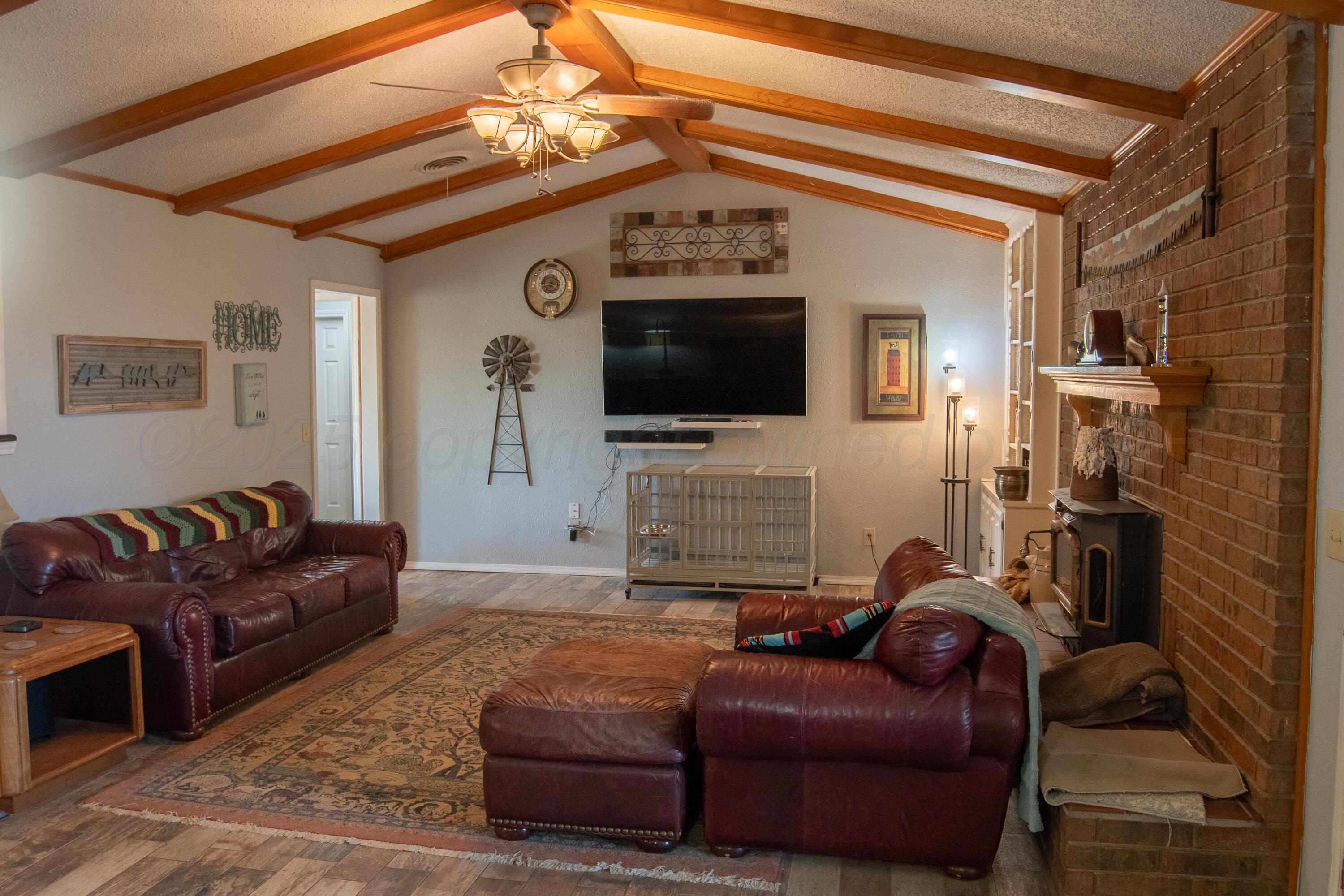 14653 Halsey Trail Amarillo, TX 79118 - Photo 35 of 66 Living Room