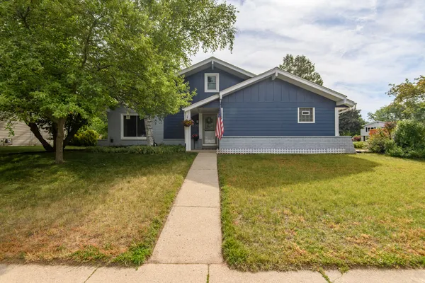 $449,900 | 1200 Western Trail, Mukwonago, WI 53149