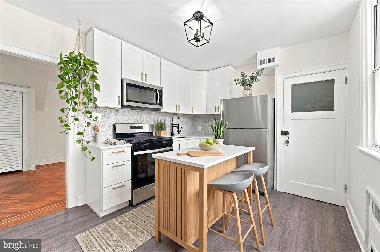 1969 Ashley Road Philadelphia, PA 19138 - Photo 8 of 21 Gallery Image 8