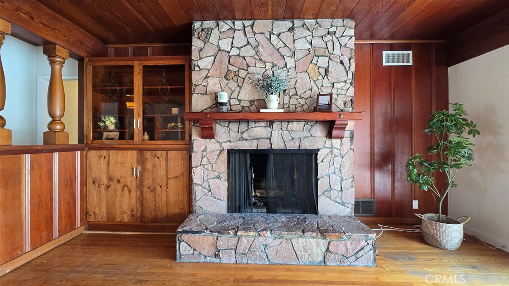1111 Arbor Dell Road Los Angeles, CA 90041 - Photo 11 of 42