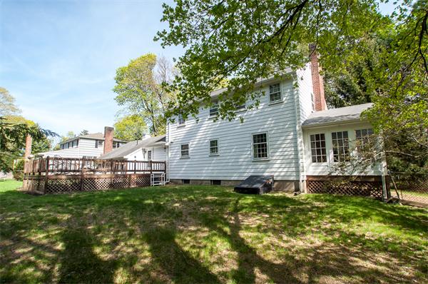 43 Spafford Road Milton, MA 02186 - Photo 3 of 29