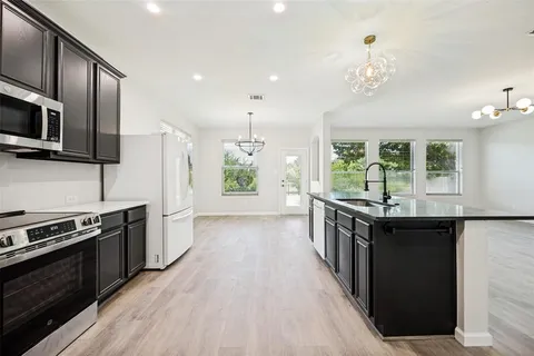 $479,000 | 5205 Bay View Drive, Fort Worth, TX 76244