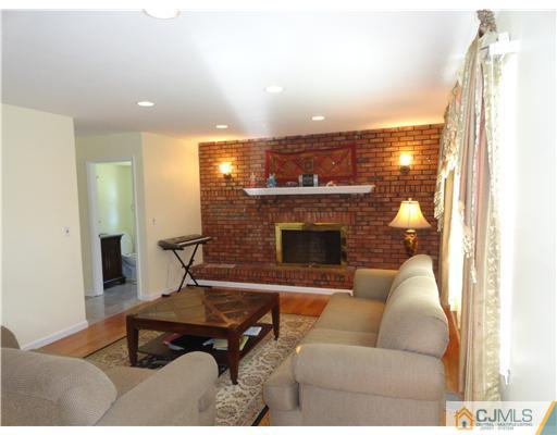 56 Portland Street Edison, NJ 08820 - Photo 11 of 25 Gallery Image 11