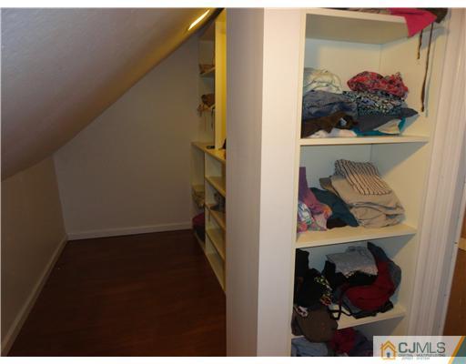 56 Portland Street Edison, NJ 08820 - Photo 24 of 25 Gallery Image 24