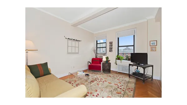 $4,800 | 134 West 93rd Street, Unit 8C | Upper West Side