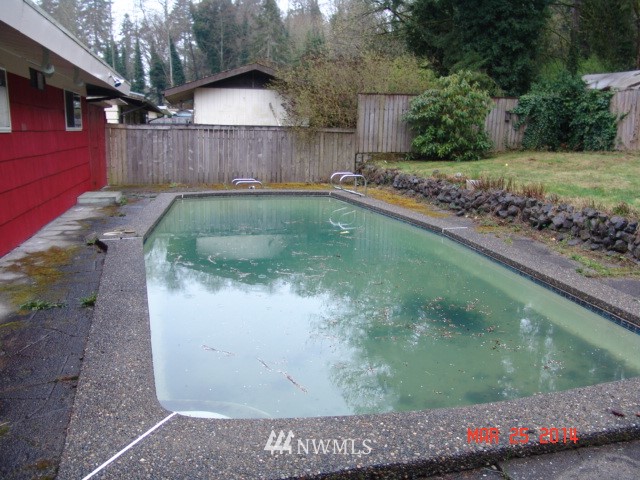 2527 Spring Street Bremerton, WA 98310 - Photo 10 of 11 Gallery Image 10