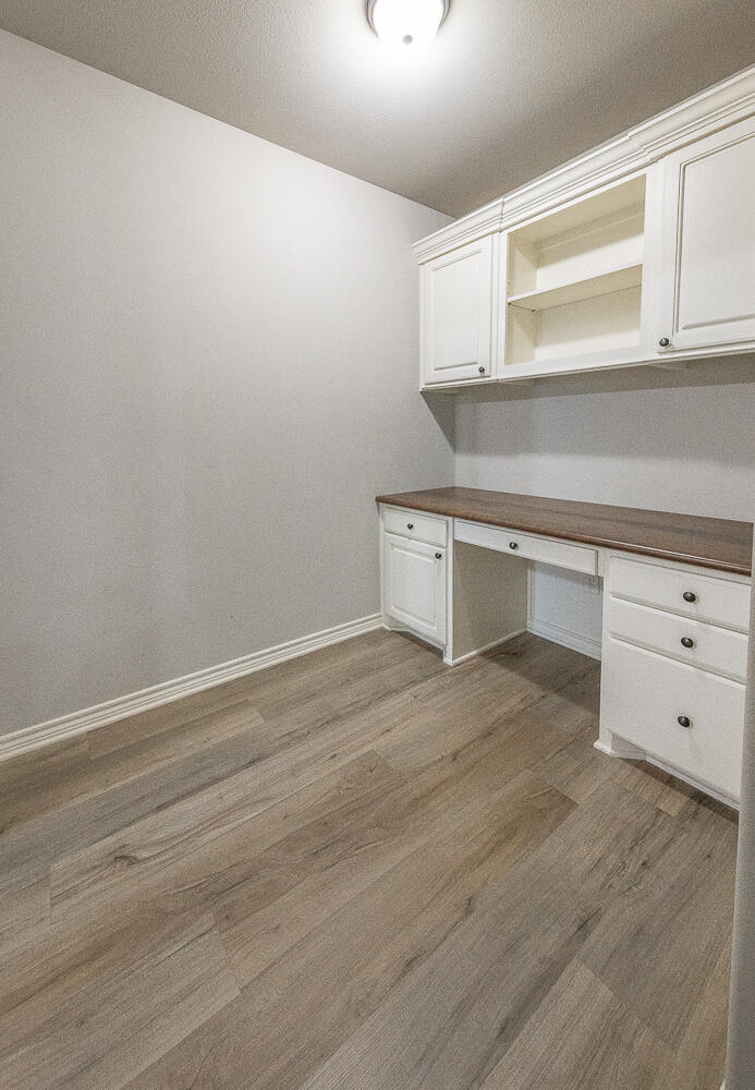 6909 72nd Street Lubbock, TX 79424 - Photo 11 of 29 2L9A4845