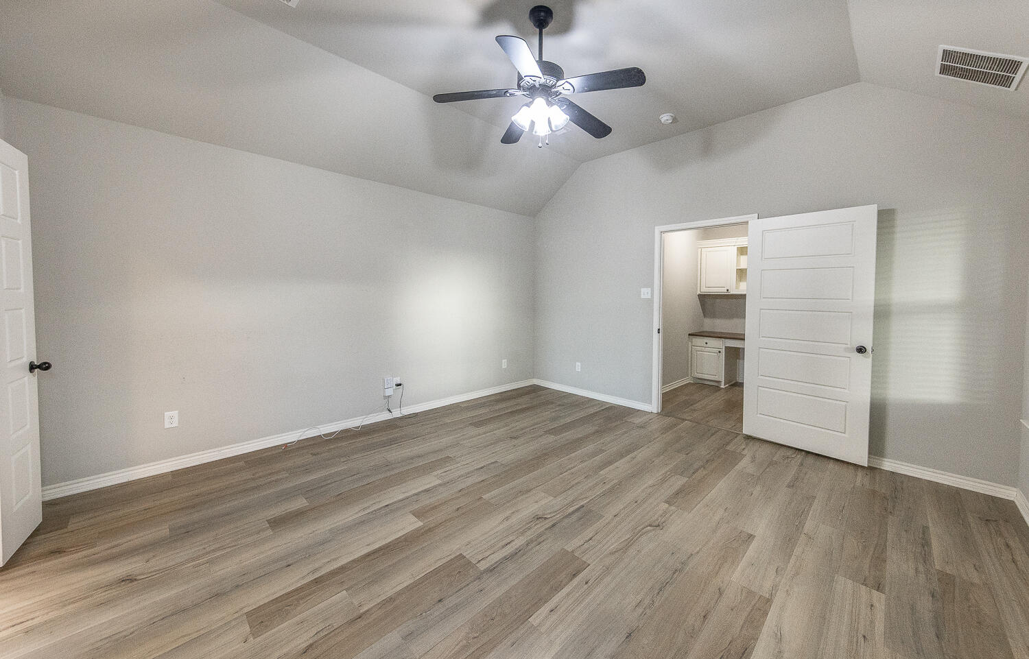 6909 72nd Street Lubbock, TX 79424 - Photo 13 of 29 2L9A4852