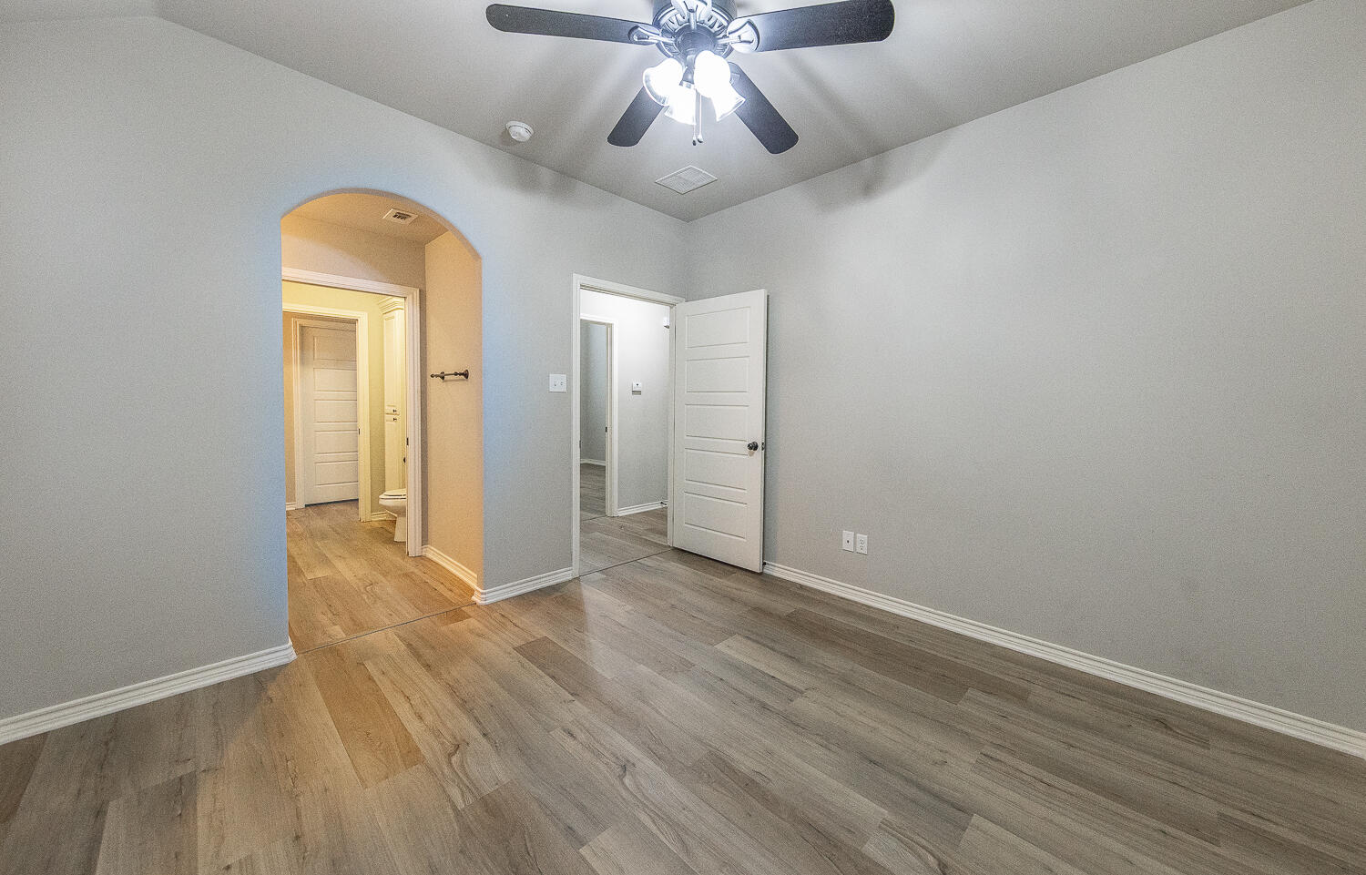 6909 72nd Street Lubbock, TX 79424 - Photo 20 of 29 2L9A4913