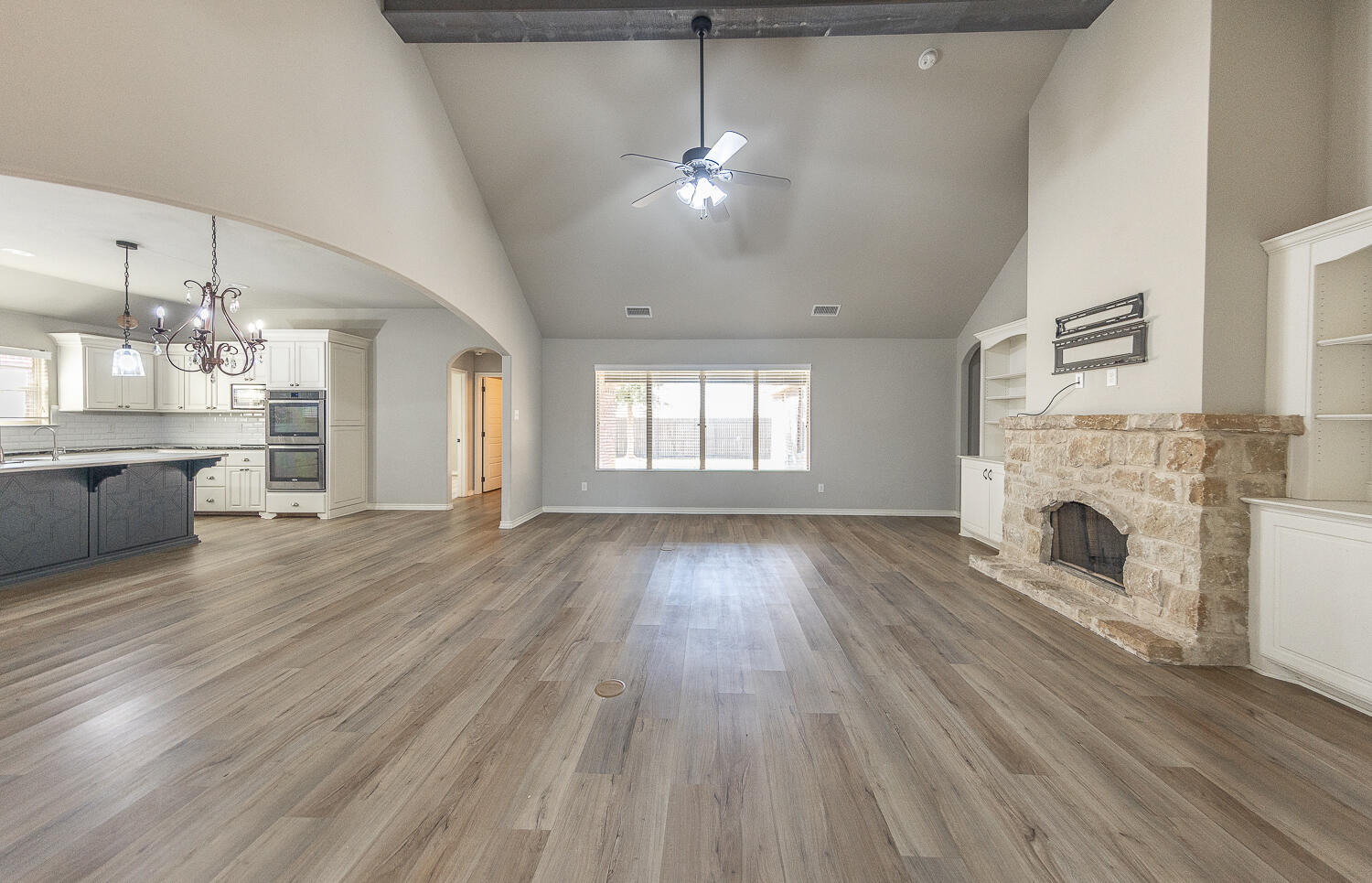 6909 72nd Street Lubbock, TX 79424 - Photo 2 of 29 2L9A0073