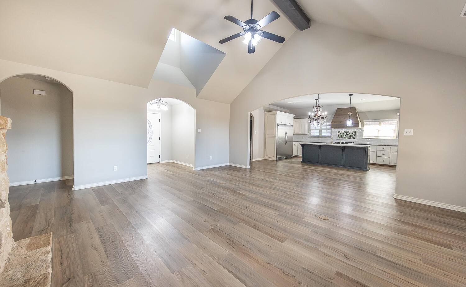 6909 72nd Street Lubbock, TX 79424 - Photo 5 of 29 2L9A0103