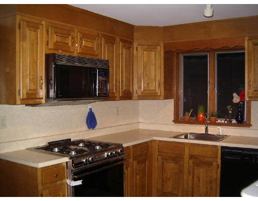 32 Kilsythe Road Arlington, MA 02476 - Photo 4 of 7