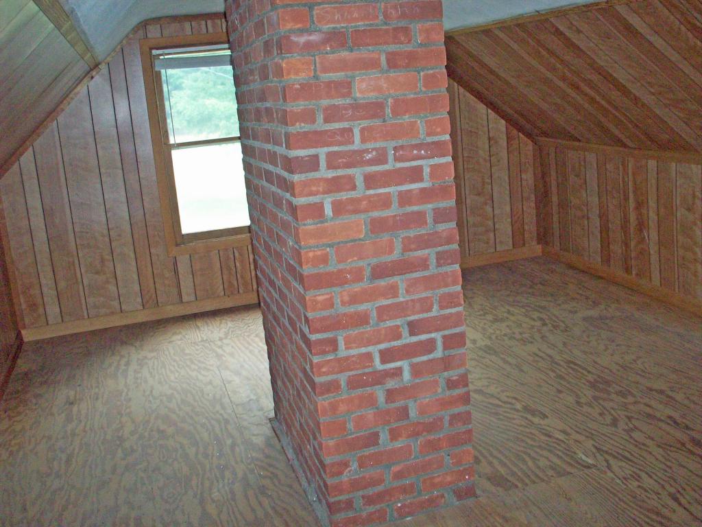 996 Rt 132n New Hampton, NH 03256 - Photo 10 of 17