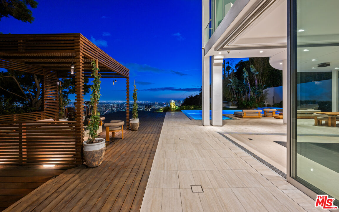 1609 Magnetic Terrace Los Angeles, CA 90069 - Photo 3 of 24 a view of outdoor space with lounge chair
