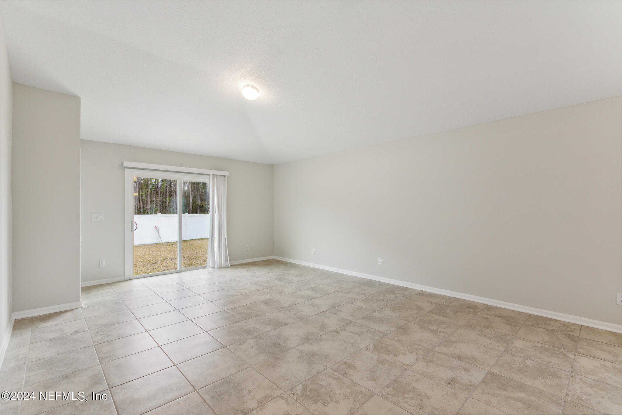4902 Morning Rise Circle Jacksonville, FL 32218 - Photo 11 of 28 2048x1365-4902_Morning_Rise_Cir__Jackson