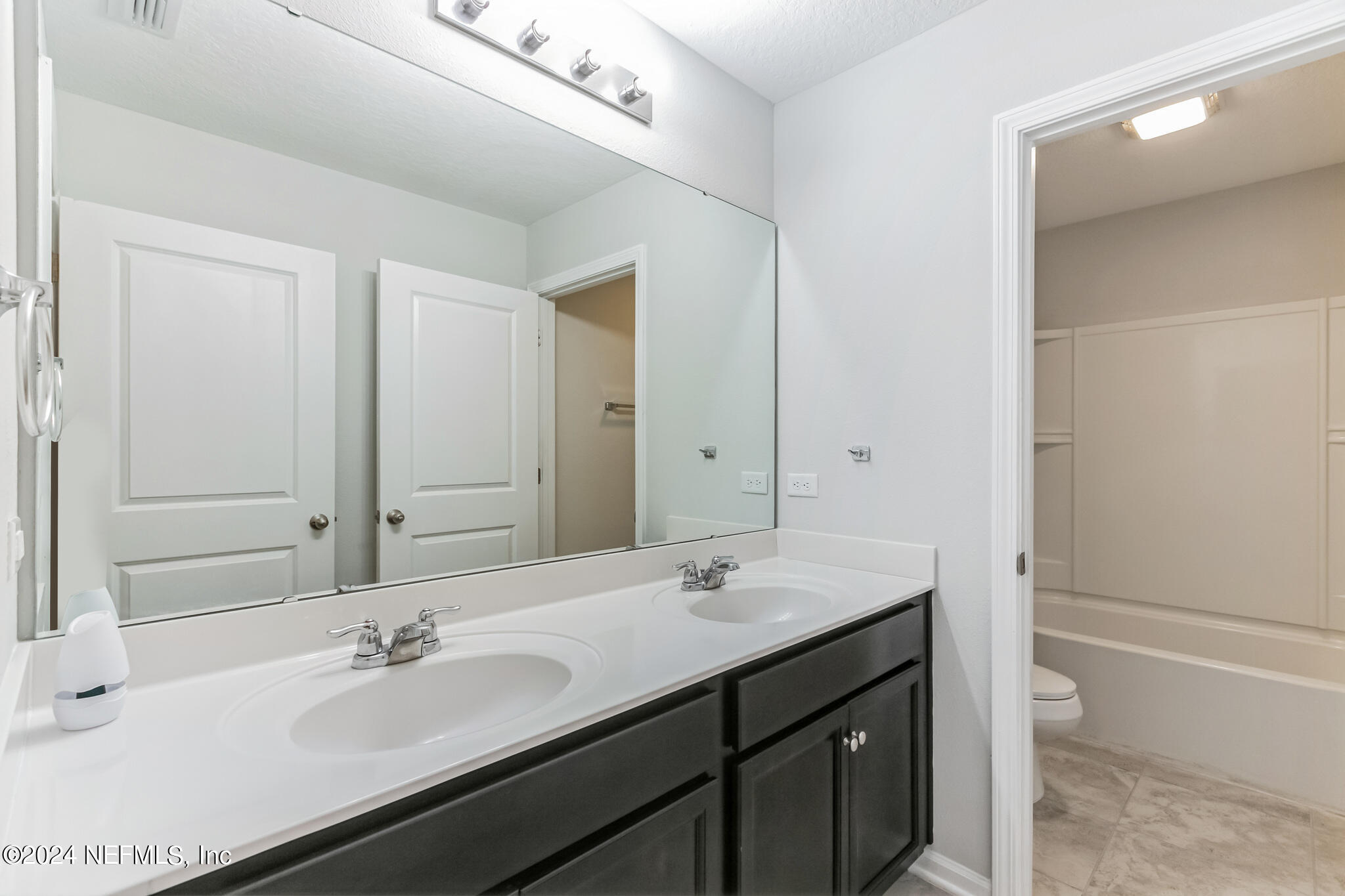 4902 Morning Rise Circle Jacksonville, FL 32218 - Photo 15 of 28 2048x1365-4902_Morning_Rise_Cir__Jackson