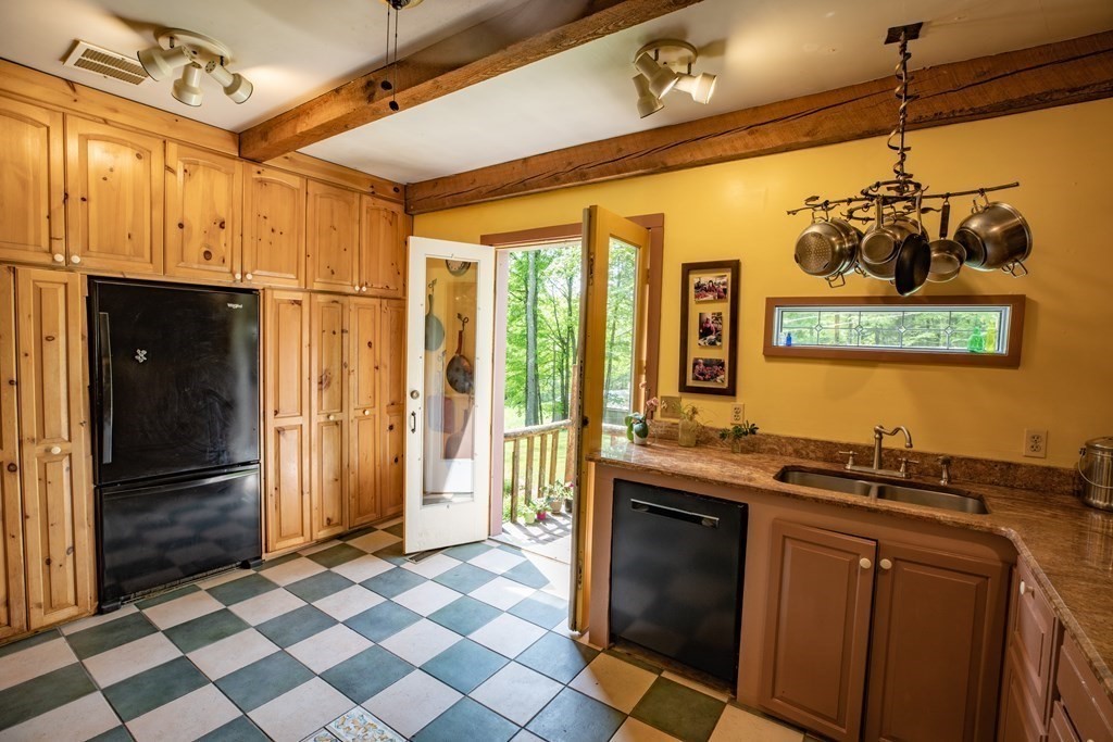 21 Rowe Road Heath, MA 01339 - Photo 15 of 42