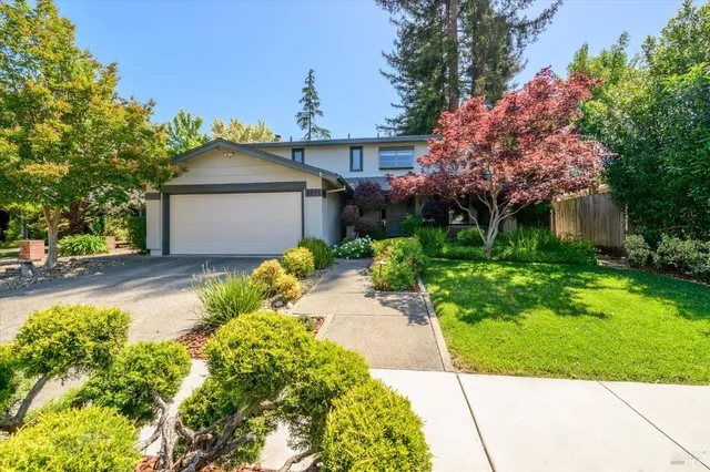 $1,384,000 | 4078 Tokay Drive, Napa, CA 94558