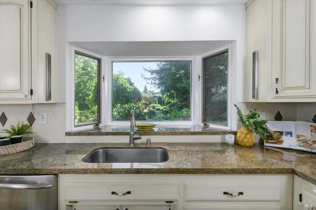 $1,384,000 | 4078 Tokay Drive, Napa, CA 94558