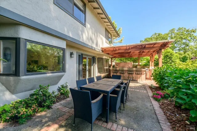 $1,384,000 | 4078 Tokay Drive, Napa, CA 94558