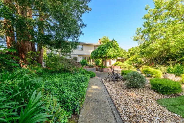 $1,384,000 | 4078 Tokay Drive, Napa, CA 94558