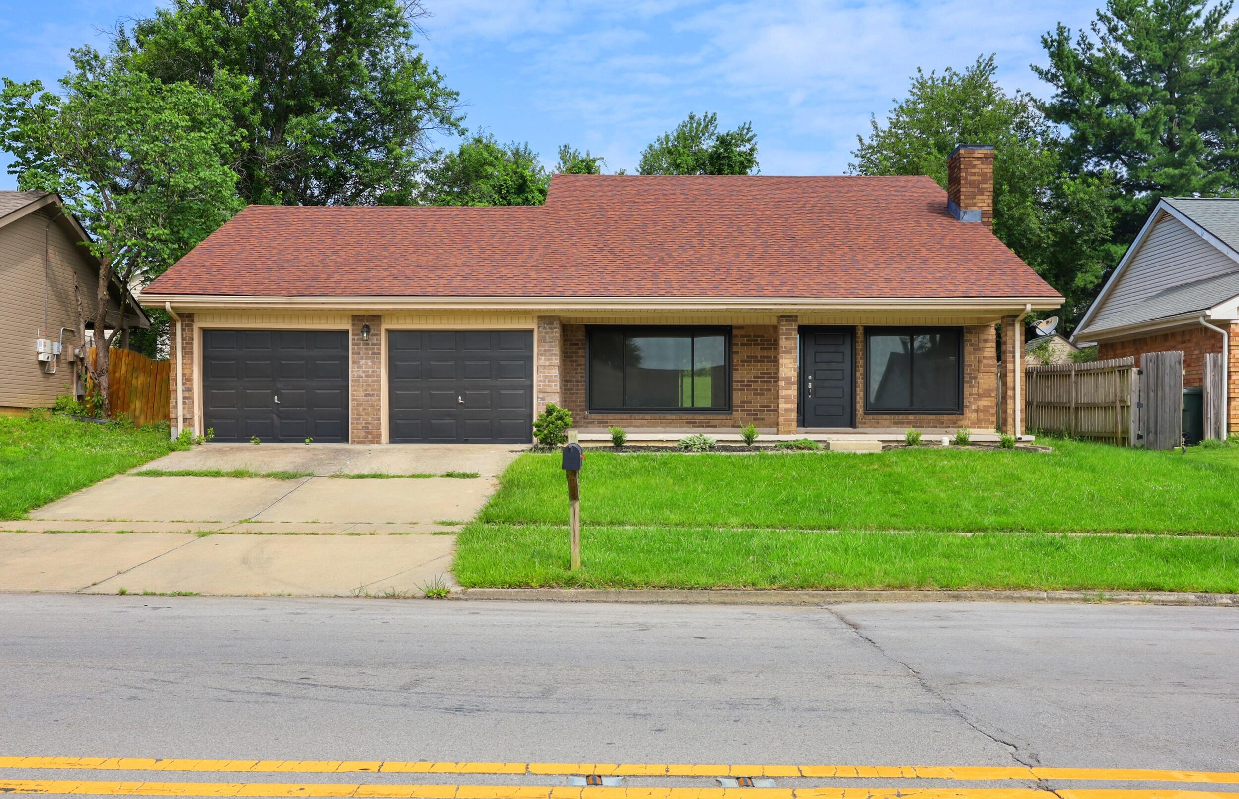 333 Squires Road Lexington, KY 40515 - Photo 1 of 19 1_img_4758