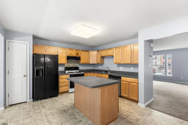 $379,000 | 303 St Thomas Drive, Egg Harbor Township, NJ 08234