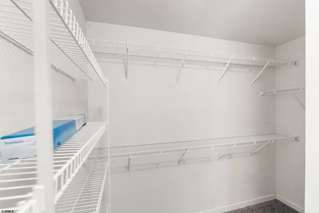 $379,000 | 303 St Thomas Drive, Egg Harbor Township, NJ 08234