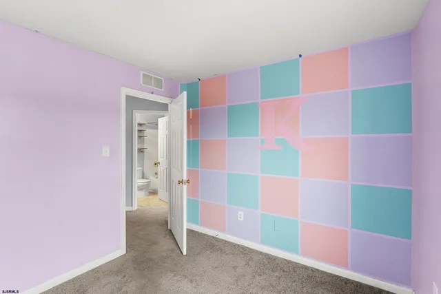 $379,000 | 303 St Thomas Drive, Egg Harbor Township, NJ 08234