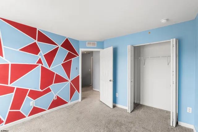 $379,000 | 303 St Thomas Drive, Egg Harbor Township, NJ 08234