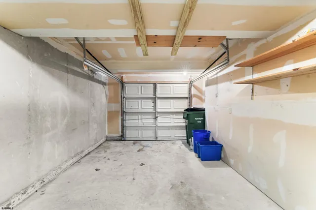 $379,000 | 303 St Thomas Drive, Egg Harbor Township, NJ 08234