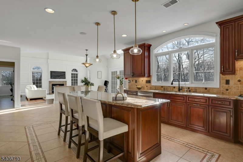 37 Crownview Court Sparta, NJ 07871 - Photo 19 of 33