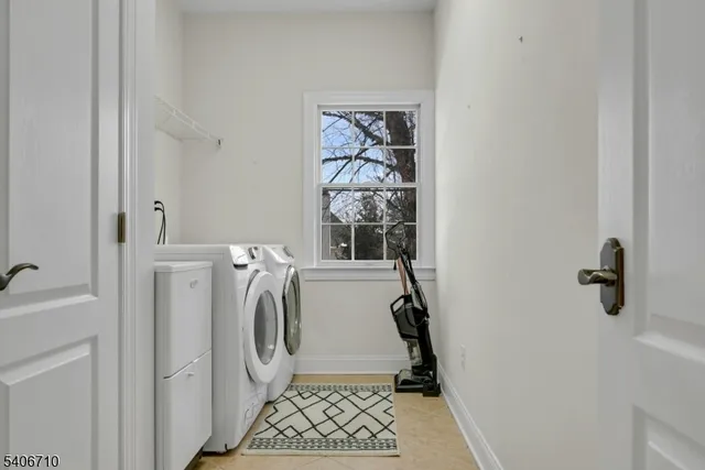 $1,225,000 | 37 Crownview Court, Sparta, NJ 07871