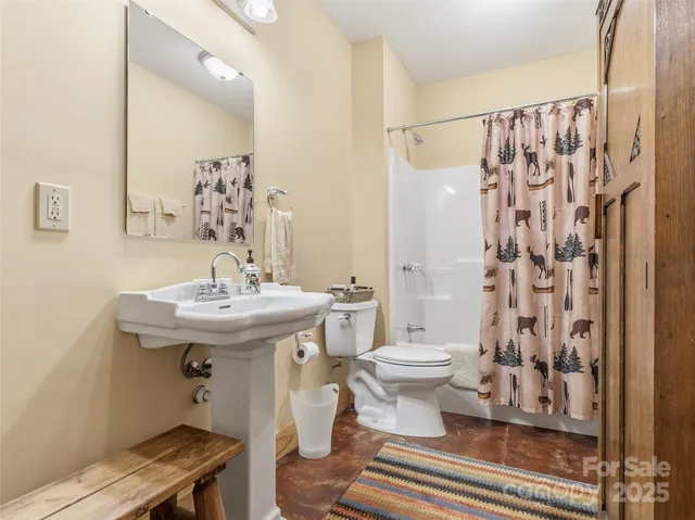 a view of house along with trees