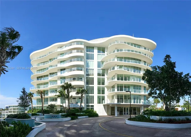 $6,100,000 | 2241 Southeast 17th Street, Unit 703, Fort Lauderdale, FL 33316