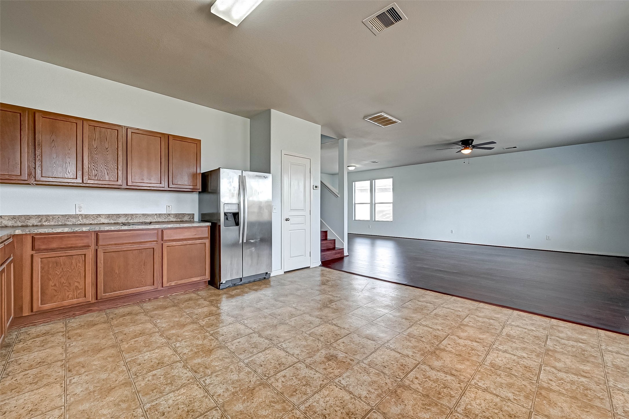 1830 Artem Court Houston, TX 77051 - Photo 10 of 30