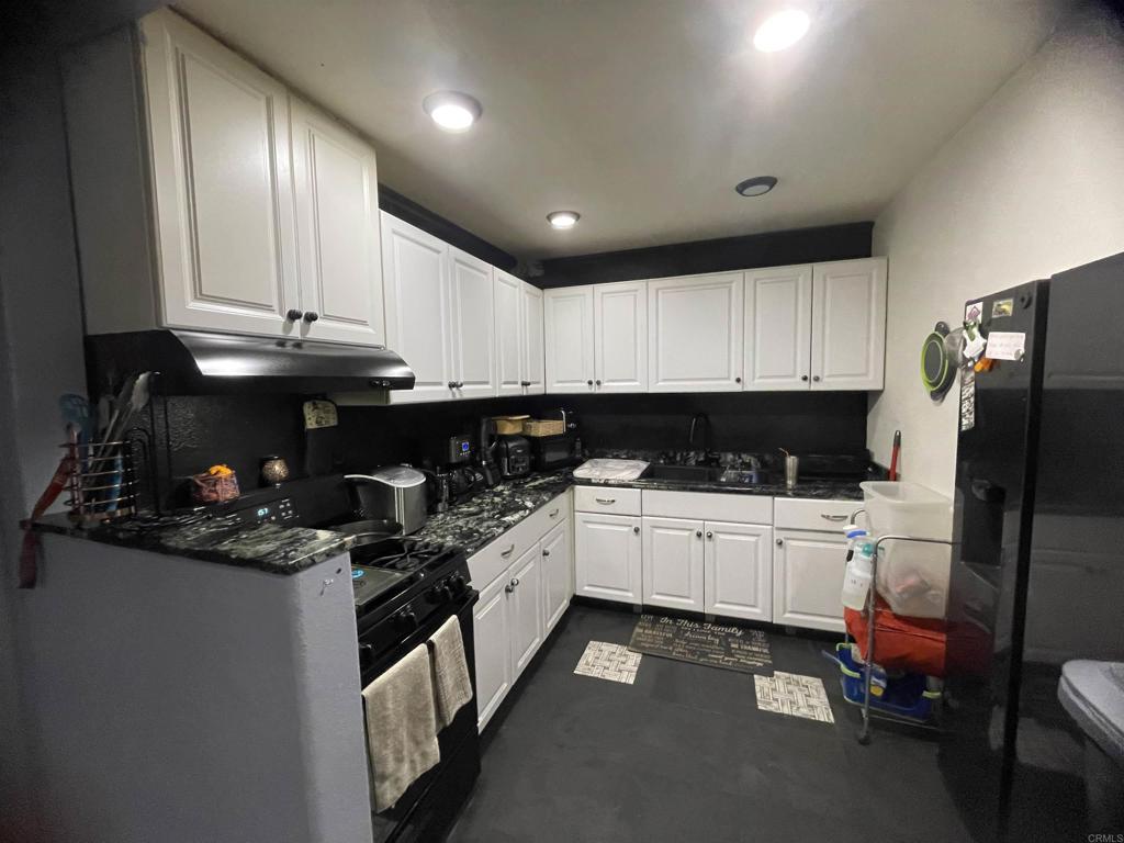 9141-43 Campo Road Spring Valley, CA 91977 - Photo 16 of 26