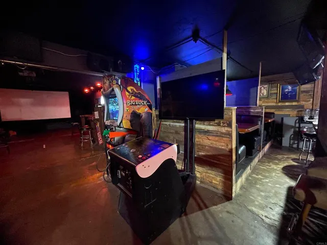 $1,149,000 | 9141-43 Campo Road, Spring Valley, CA 91977