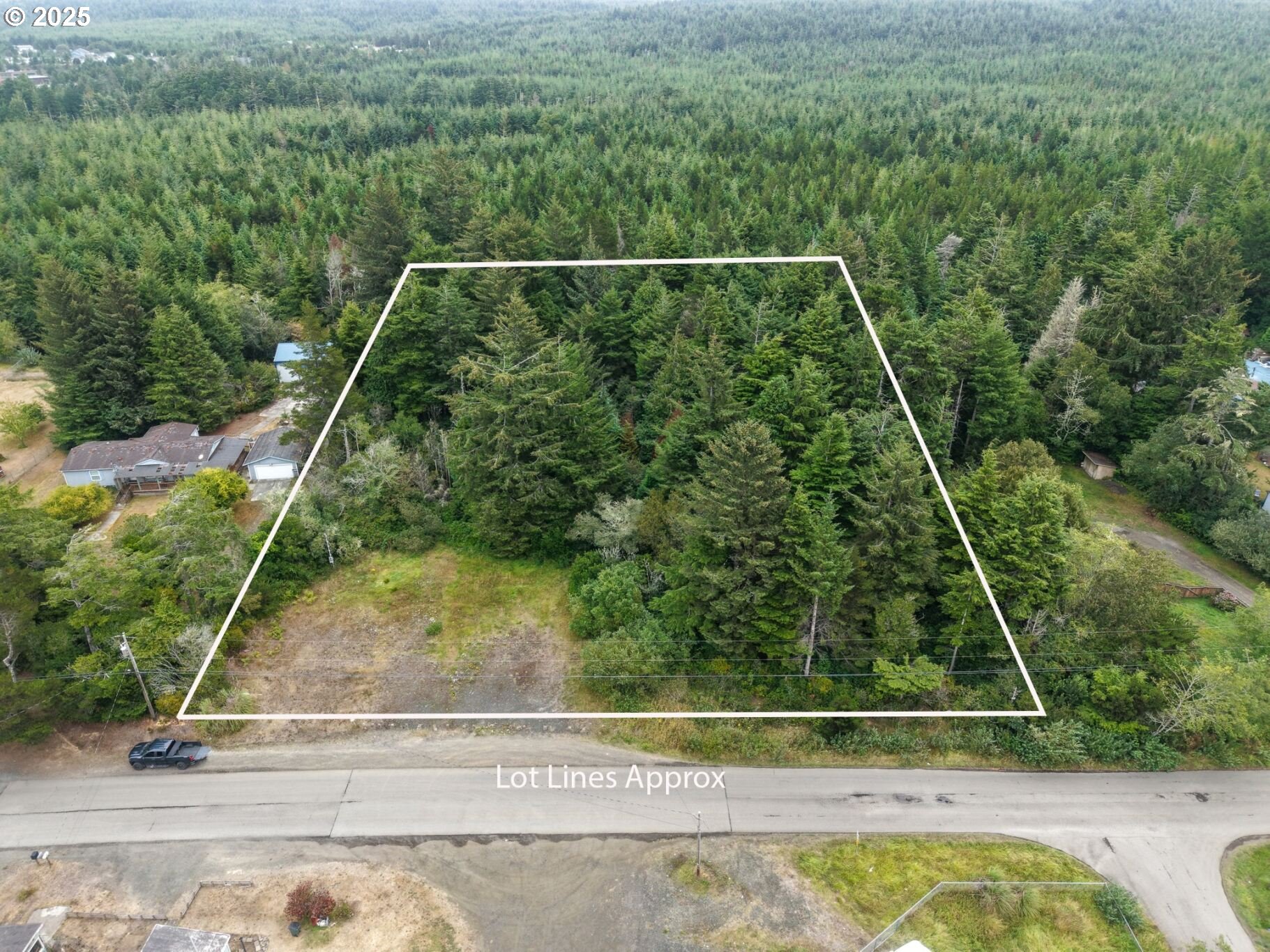 63817 Wallace Road Coos Bay, OR 97420 - Photo 6 of 12