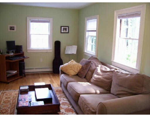 234 Concord Avenue Lexington, MA 02421 - Photo 4 of 7 Gallery Image 4